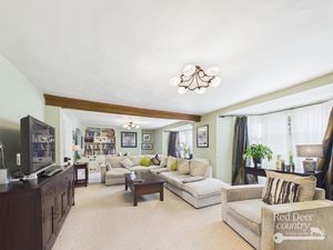 Drawing Room- click for photo gallery